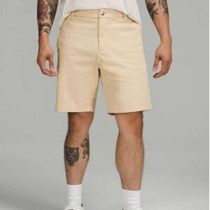 Lululemon Commission Short